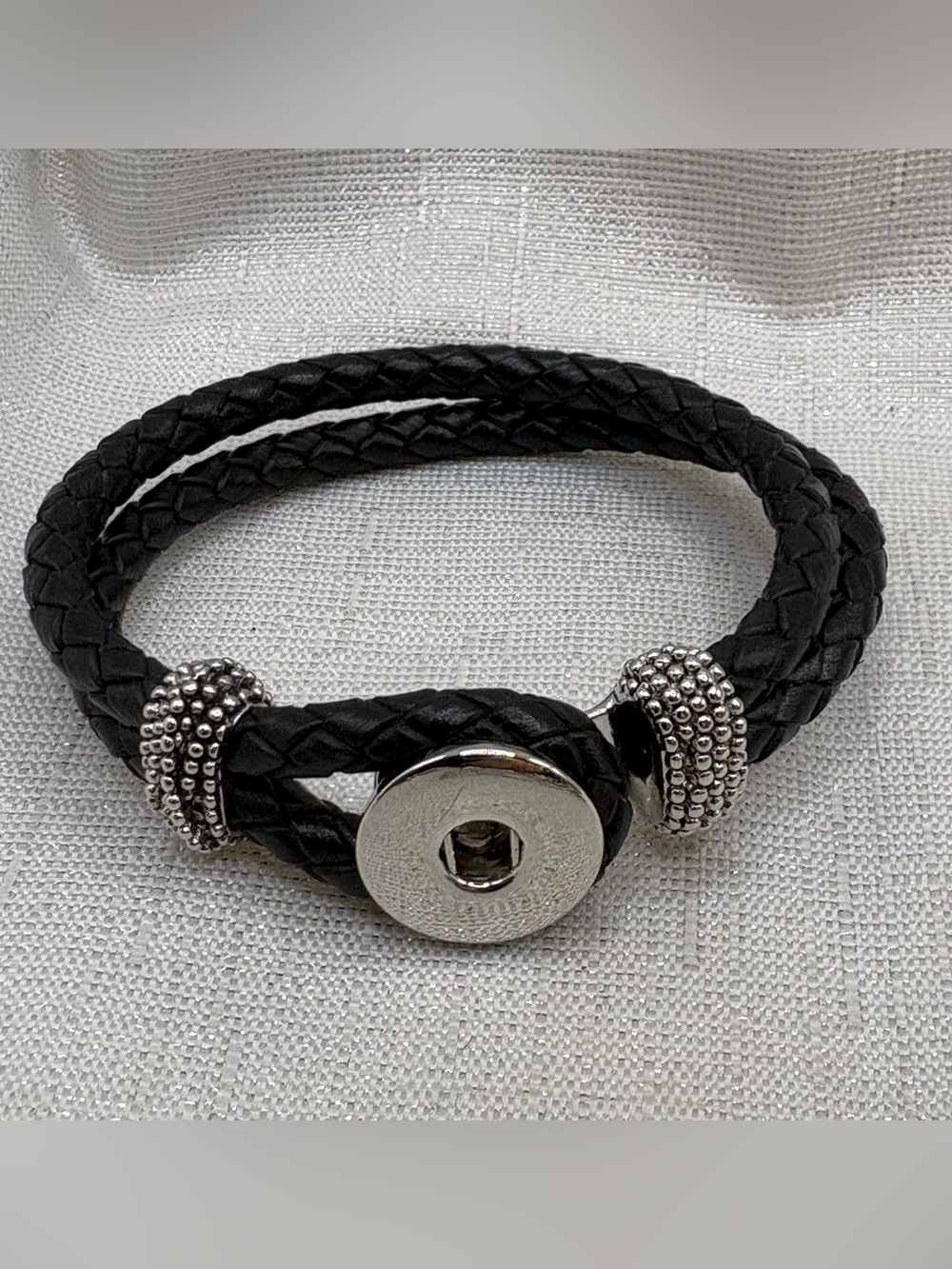 LARGER WRIST - BLACK Genuine Leather Noose Style Snap Button Bracelet